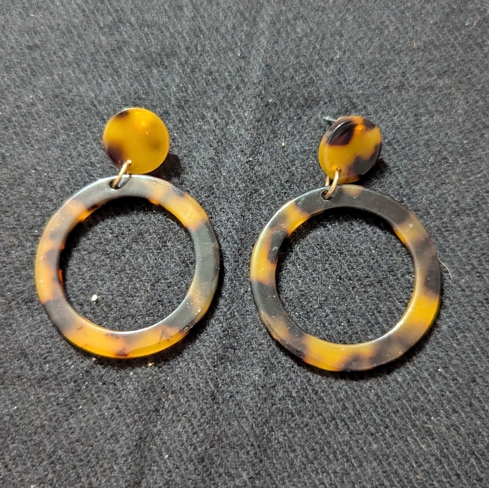 Brown Tortoise Shell Resin Hoop Dangle Statement Earrings